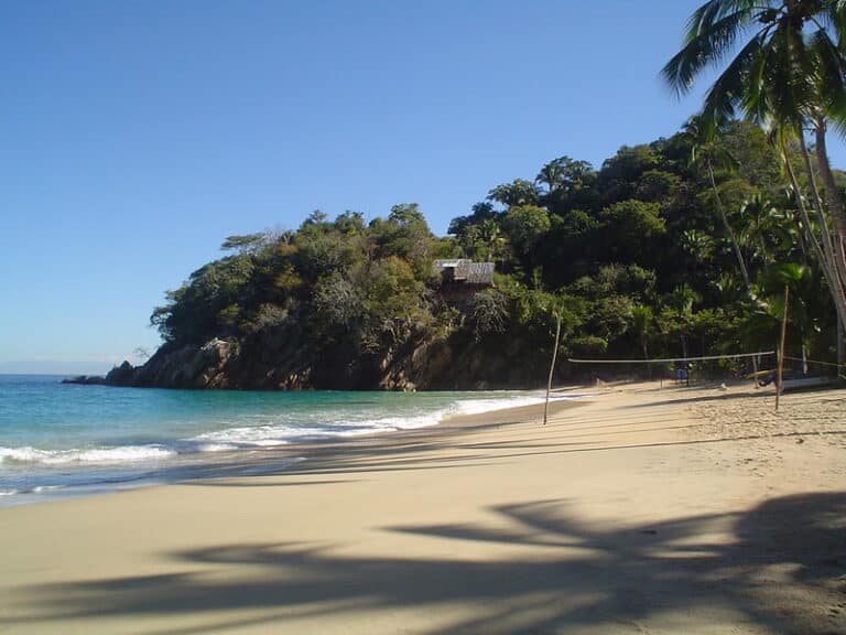 majahuitas mismaloya beaches